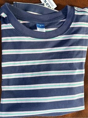 Old Navy navy tee with pink and mint stripes